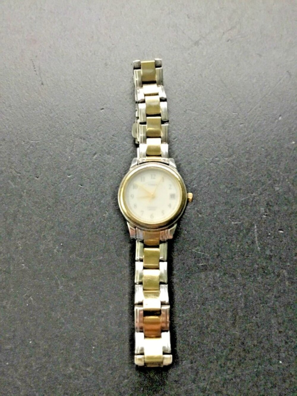 Timex Indiglo Women’s Vintage Quartz Date==UNTESTED==NON WORKING==